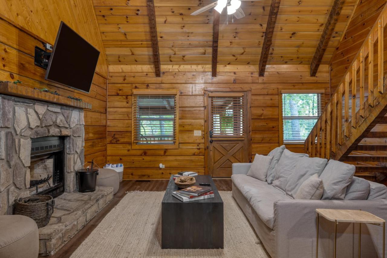 The Dudley Cabins By Avantstay Sevierville Bagian luar foto