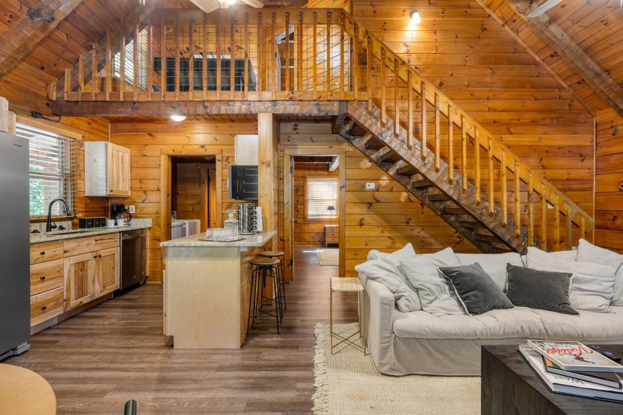 The Dudley Cabins By Avantstay Sevierville Bagian luar foto