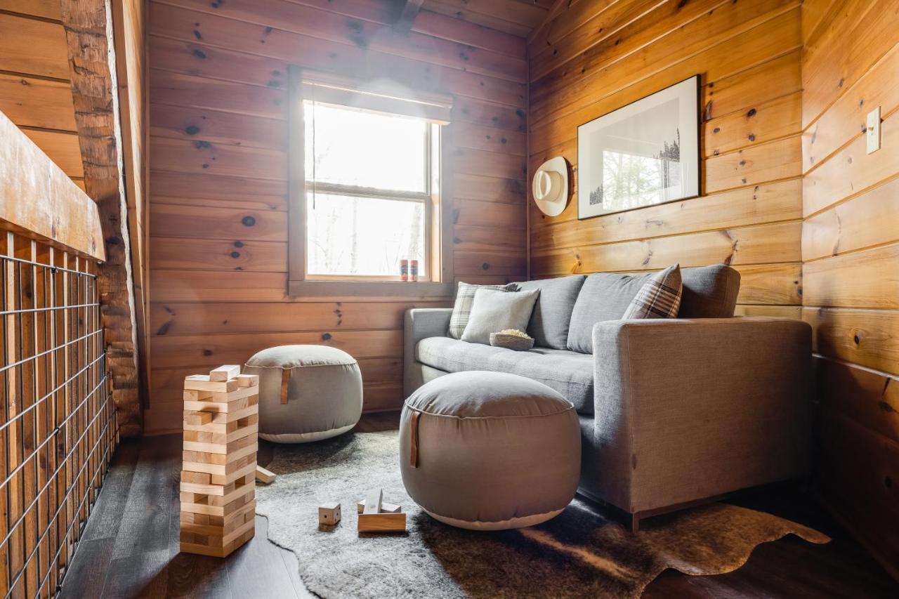 The Dudley Cabins By Avantstay Sevierville Bagian luar foto